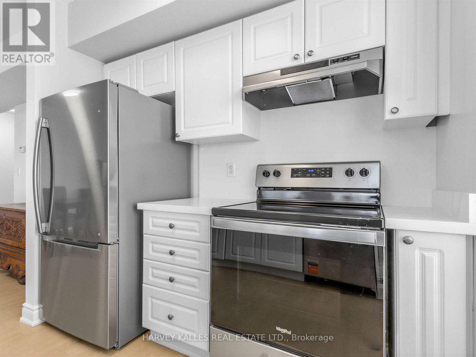 904 - 190 Manitoba Street, Toronto, Ontario  M8Y 3Y8 - Photo 4 - W13698026