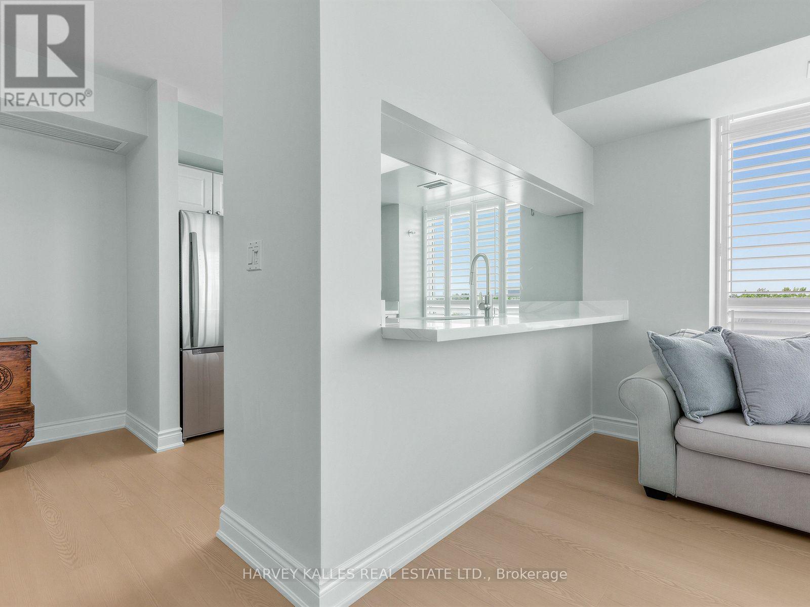 904 - 190 Manitoba Street, Toronto, Ontario  M8Y 3Y8 - Photo 6 - W13698026