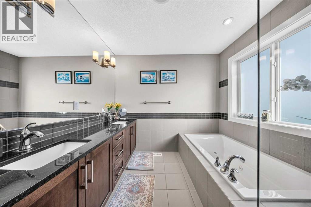 160 Kinniburgh Circle, Chestermere, Alberta  T1X 0P8 - Photo 21 - A2337299