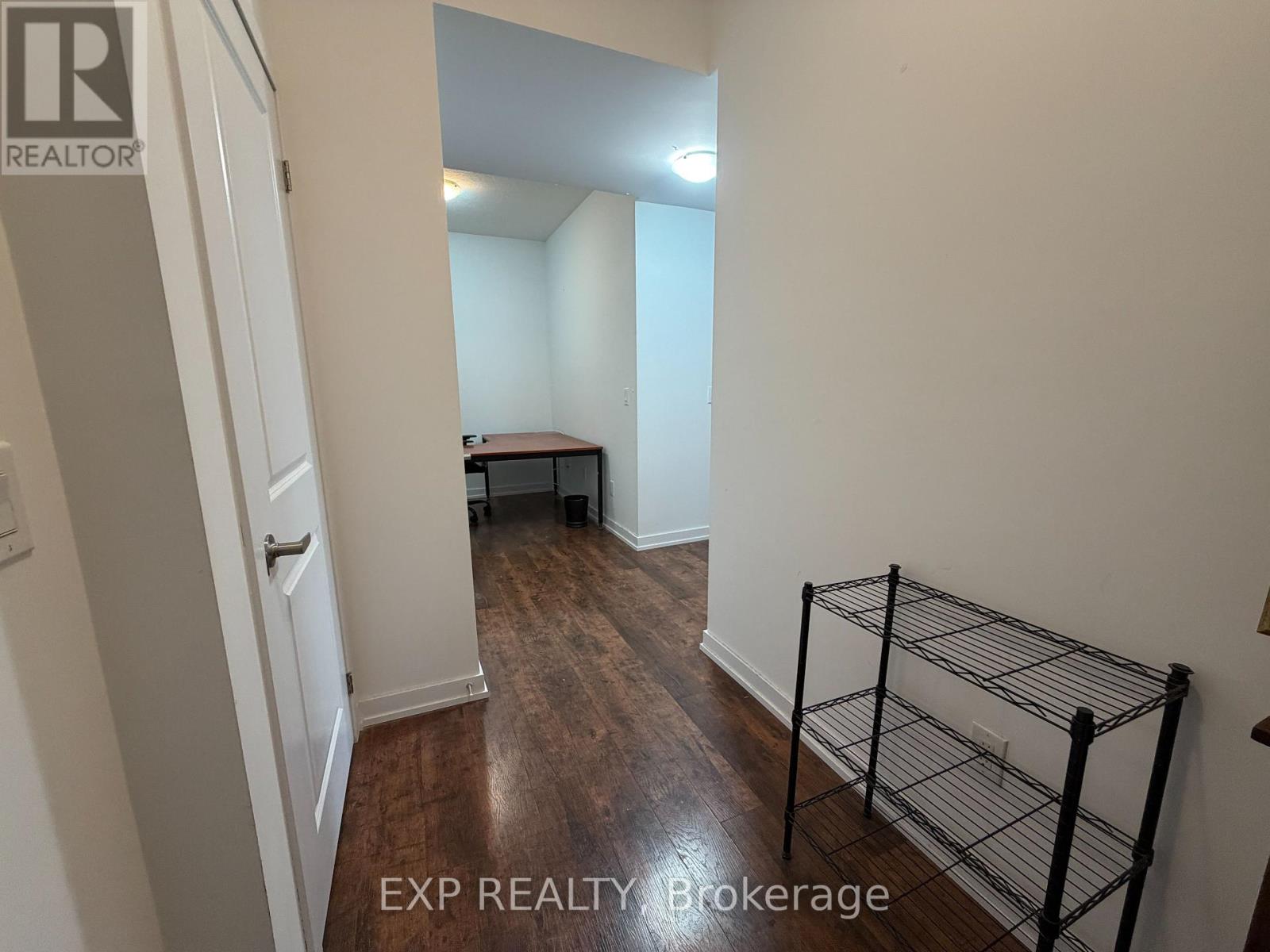 601 - 81 Robinson Street, Hamilton, Ontario  L8P 0B9 - Photo 2 - X13698486