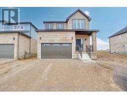 46 FORD DRIVE, Stratford, Ontario