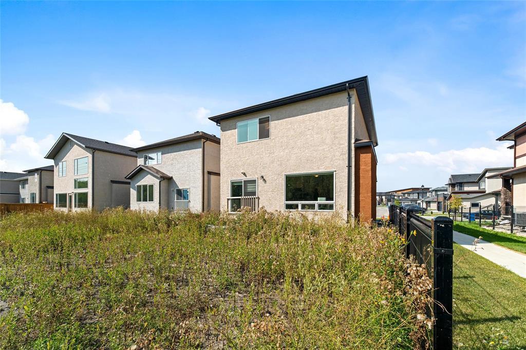 106 Whitehorn Crescent, Winnipeg, Manitoba  R3X 0W6 - Photo 32 - 202621027