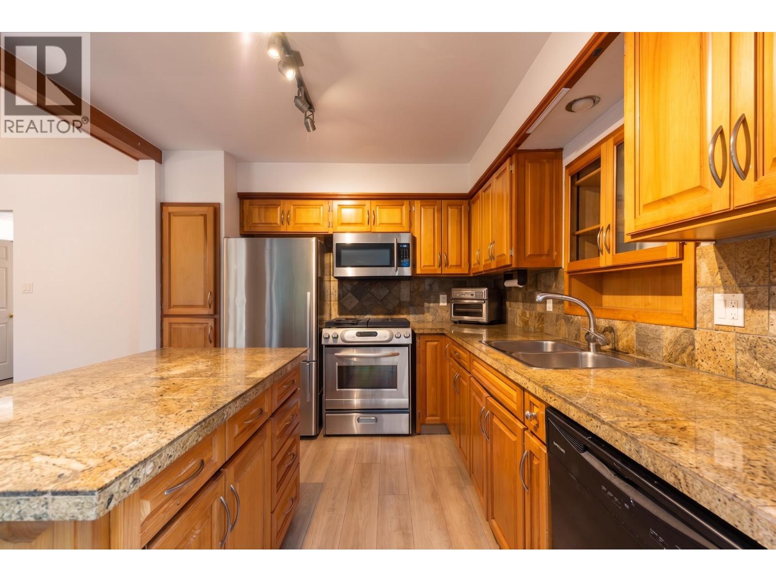 1209 Ridge Court, Coquitlam, British Columbia  V3J 5M4 - Photo 7 - R3157572