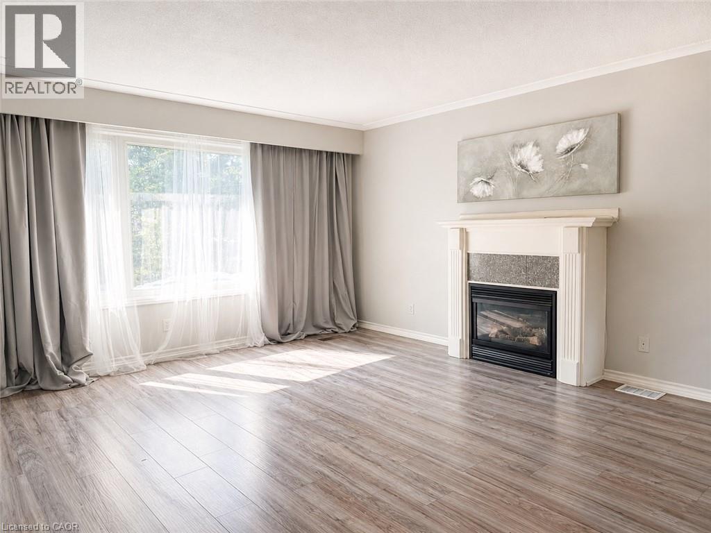 580 Forest Hill Drive Unit# Upper, Kitchener, Ontario  N2M 4H7 - Photo 3 - 40857123