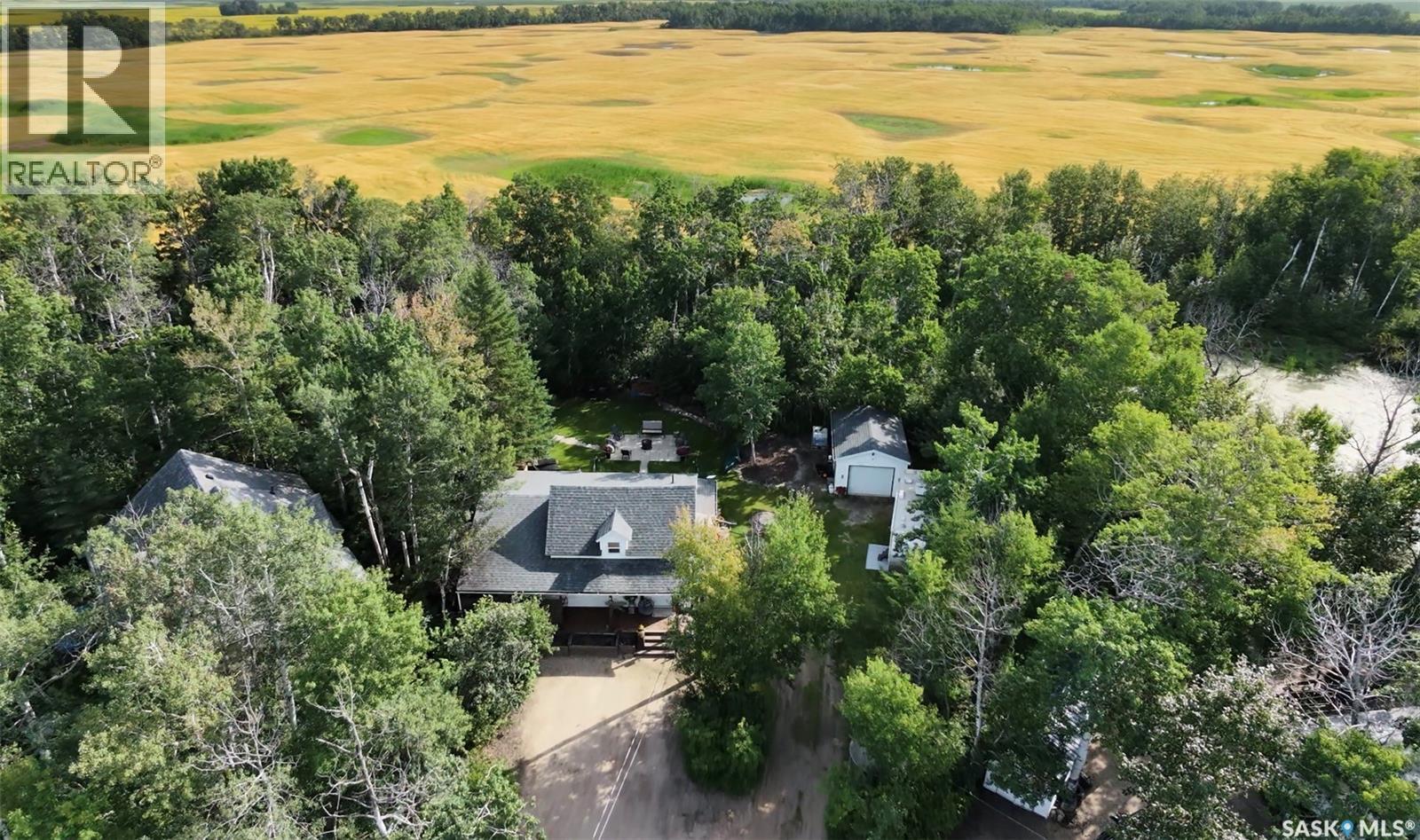 6 Hunter Bay, Fishing Lake, Saskatchewan  S0A 1Y0 - Photo 2 - SK046191
