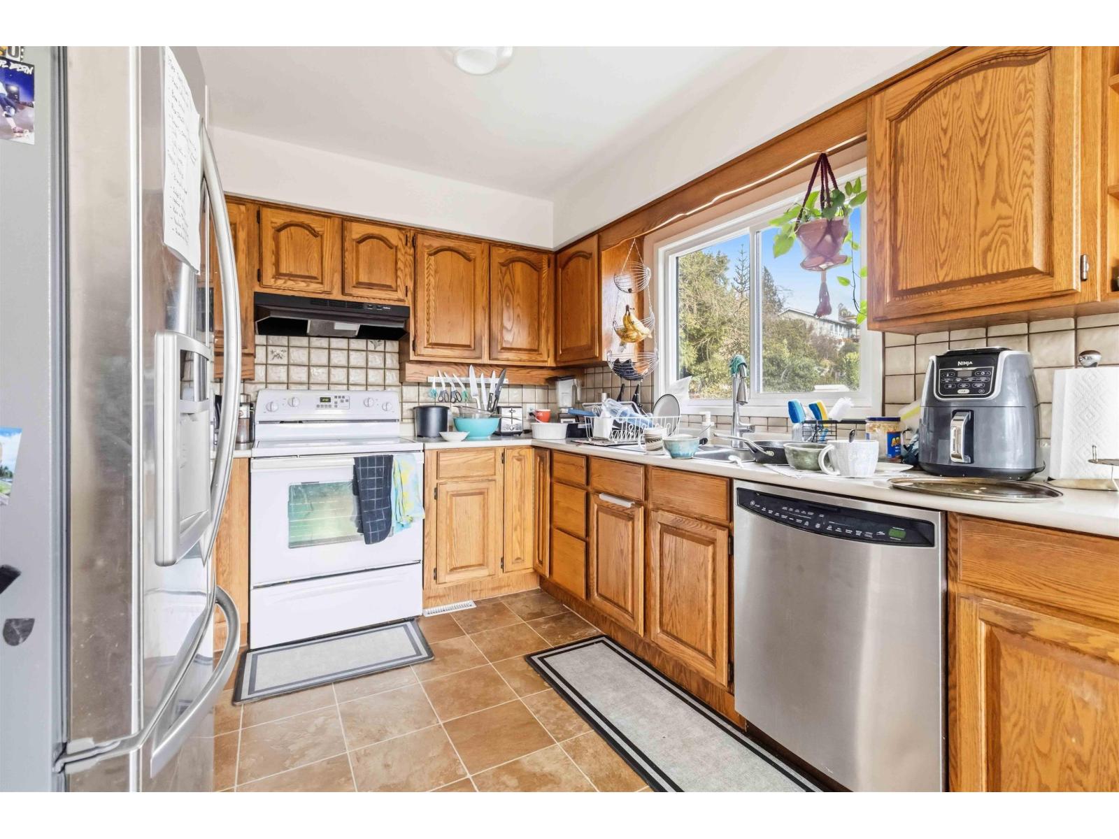 10005 Kenswood Drive, Little Mountain, Chilliwack, British Columbia  V2P 7N5 - Photo 6 - R3130466