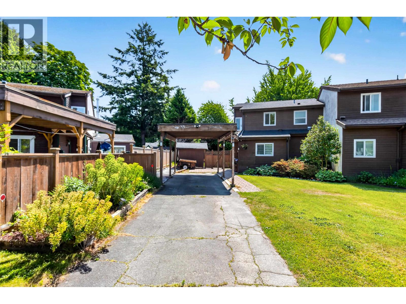 10660 Whistler Court, Richmond, British Columbia  V7E 4C7 - Photo 4 - R3136618