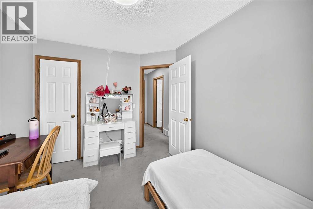 205 Hidden Hills Place NW, Calgary, Alberta  T3A 6E3 - Photo 27 - A2324116