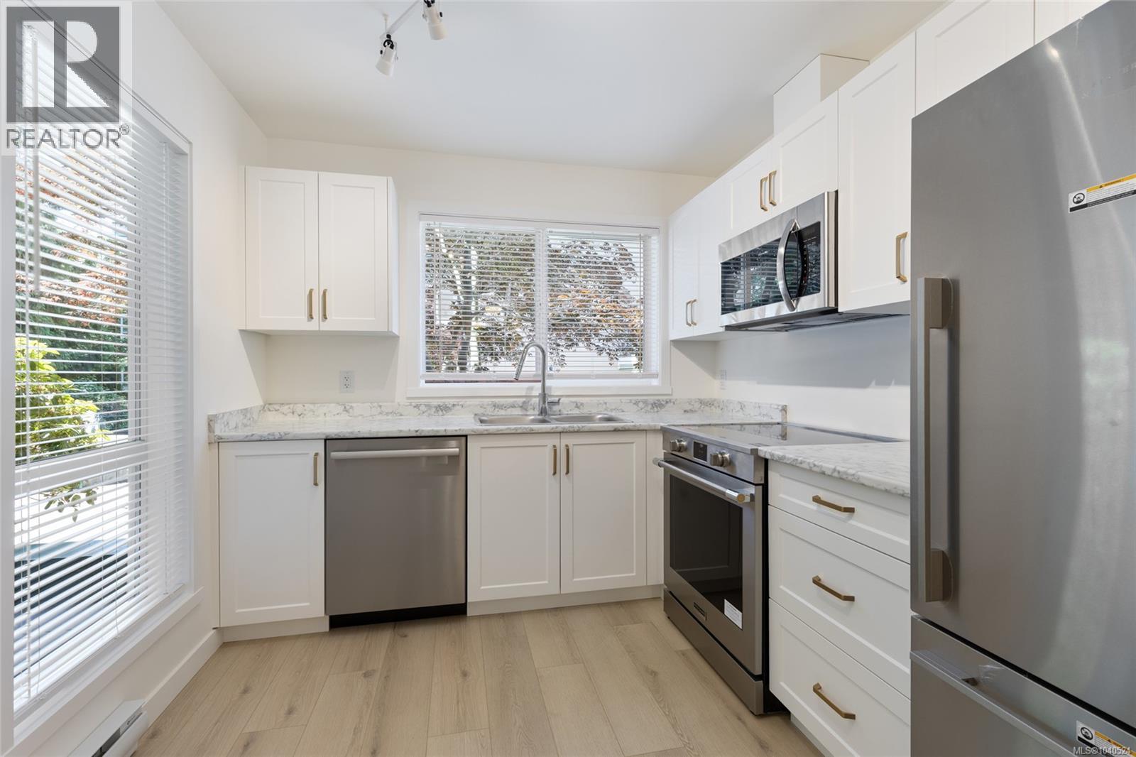 103 689 Bay St, Victoria, British Columbia  V8T 2H1 - Photo 4 - 1040524