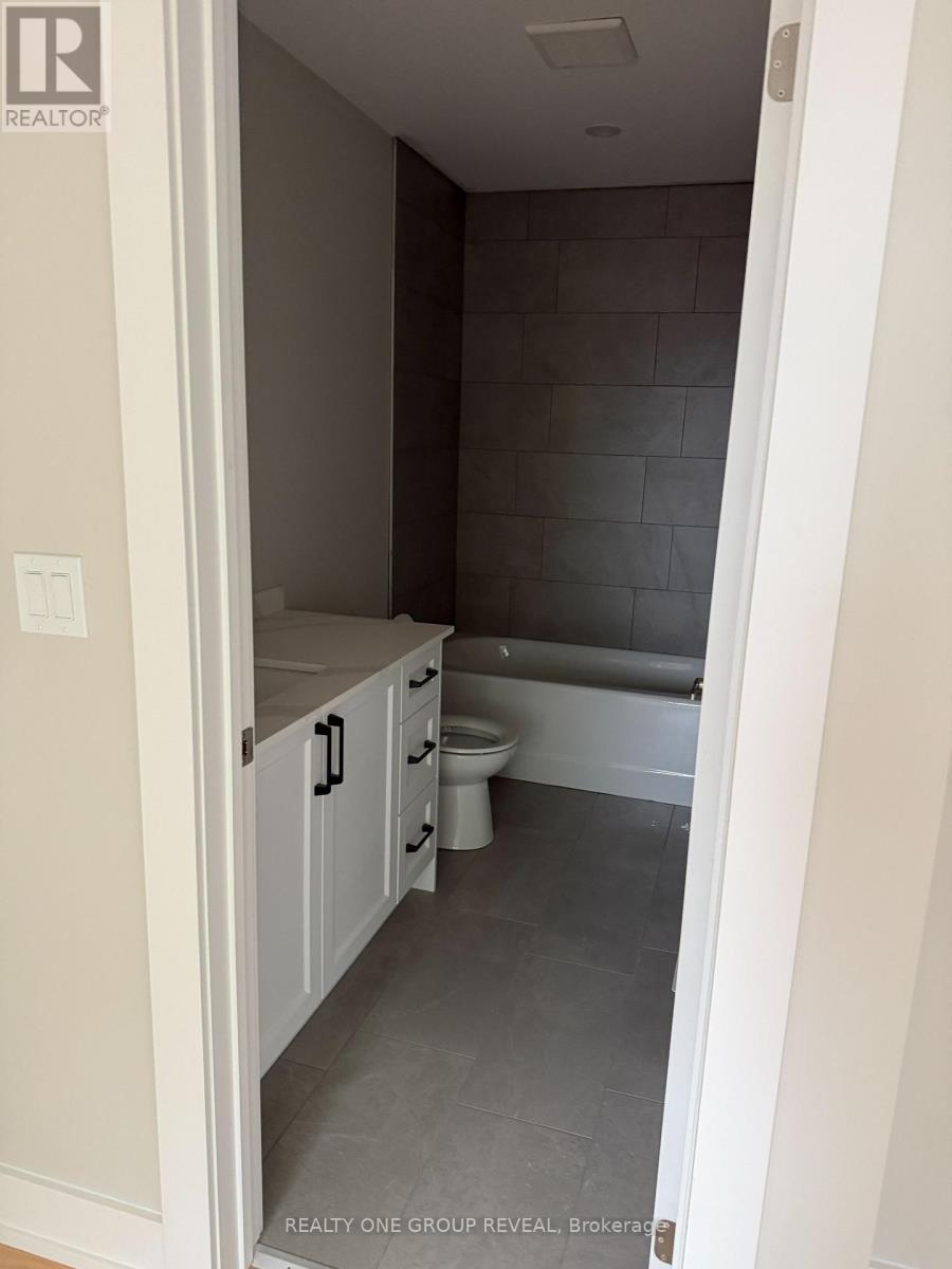 2 - 24 Queen Street, Clarington, Ontario  L1C 1M2 - Photo 6 - E13698528