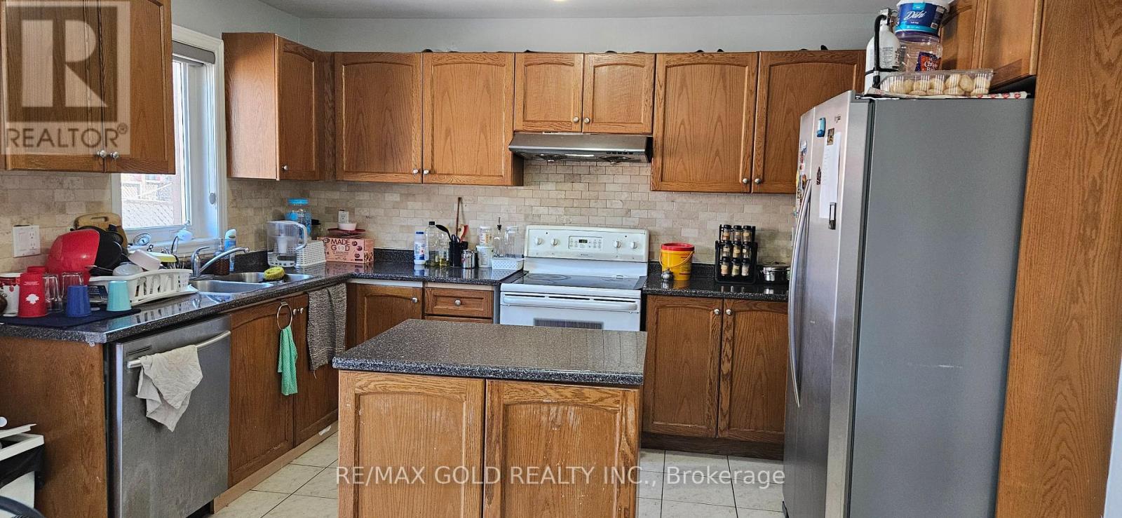 Upper - 431 Krotone Crescent, Mississauga, Ontario  L5W 1T8 - Photo 4 - W13698512