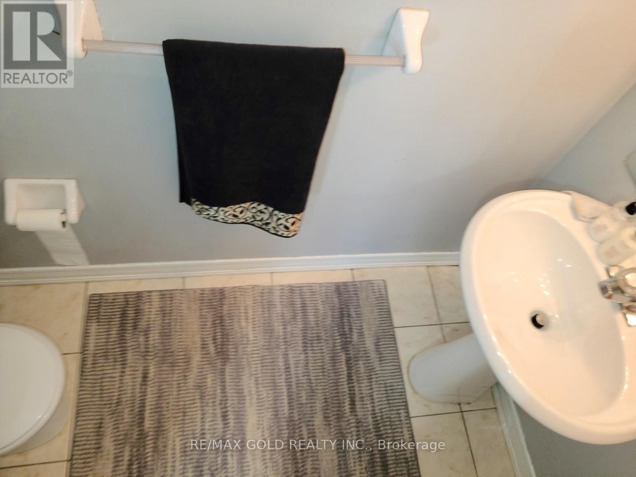 Upper - 431 Krotone Crescent, Mississauga, Ontario  L5W 1T8 - Photo 8 - W13698512