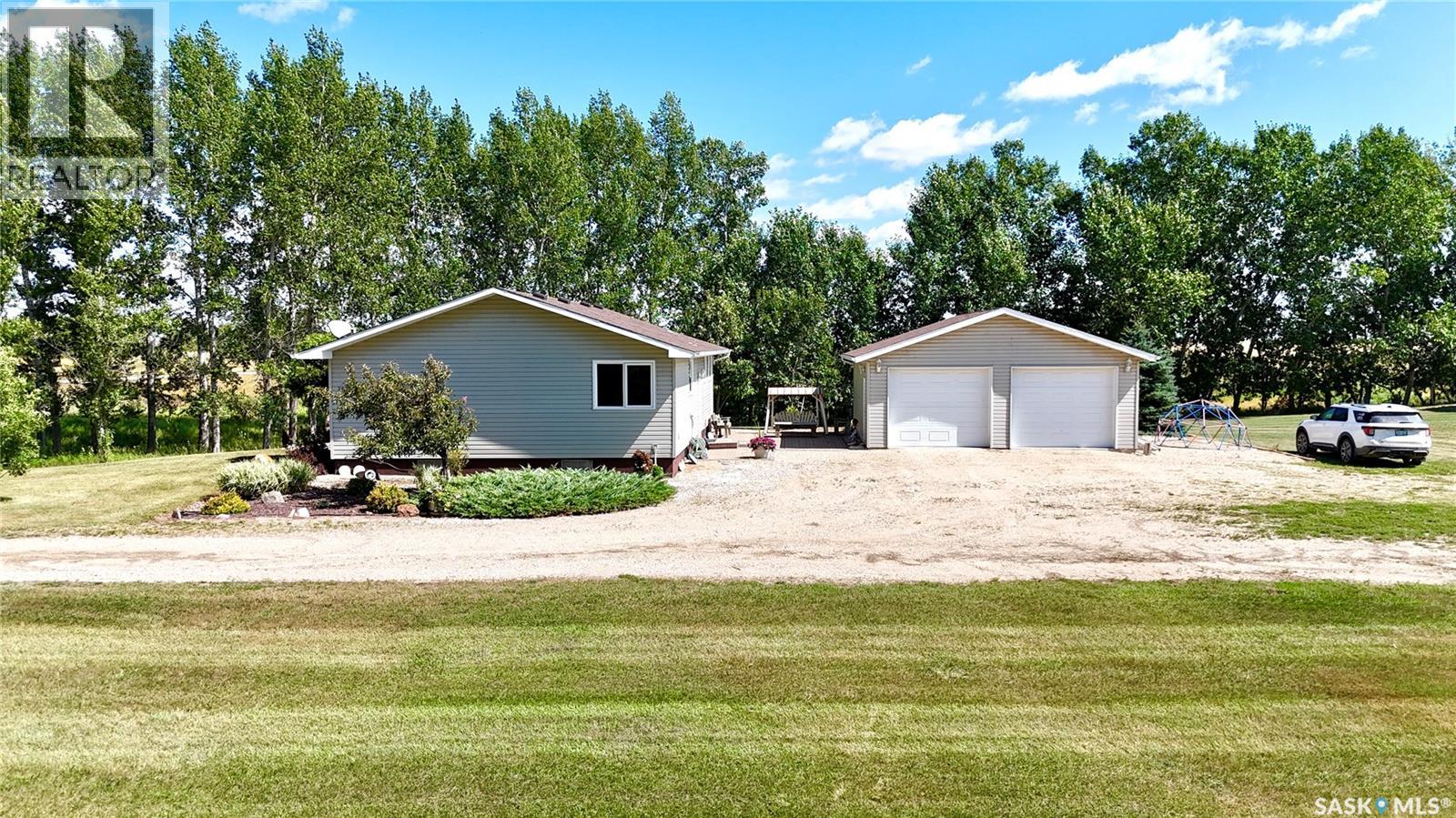 North Davidson Acreage, Mccraney Rm No. 282, Saskatchewan  S0G 1A0 - Photo 3 - SK046138