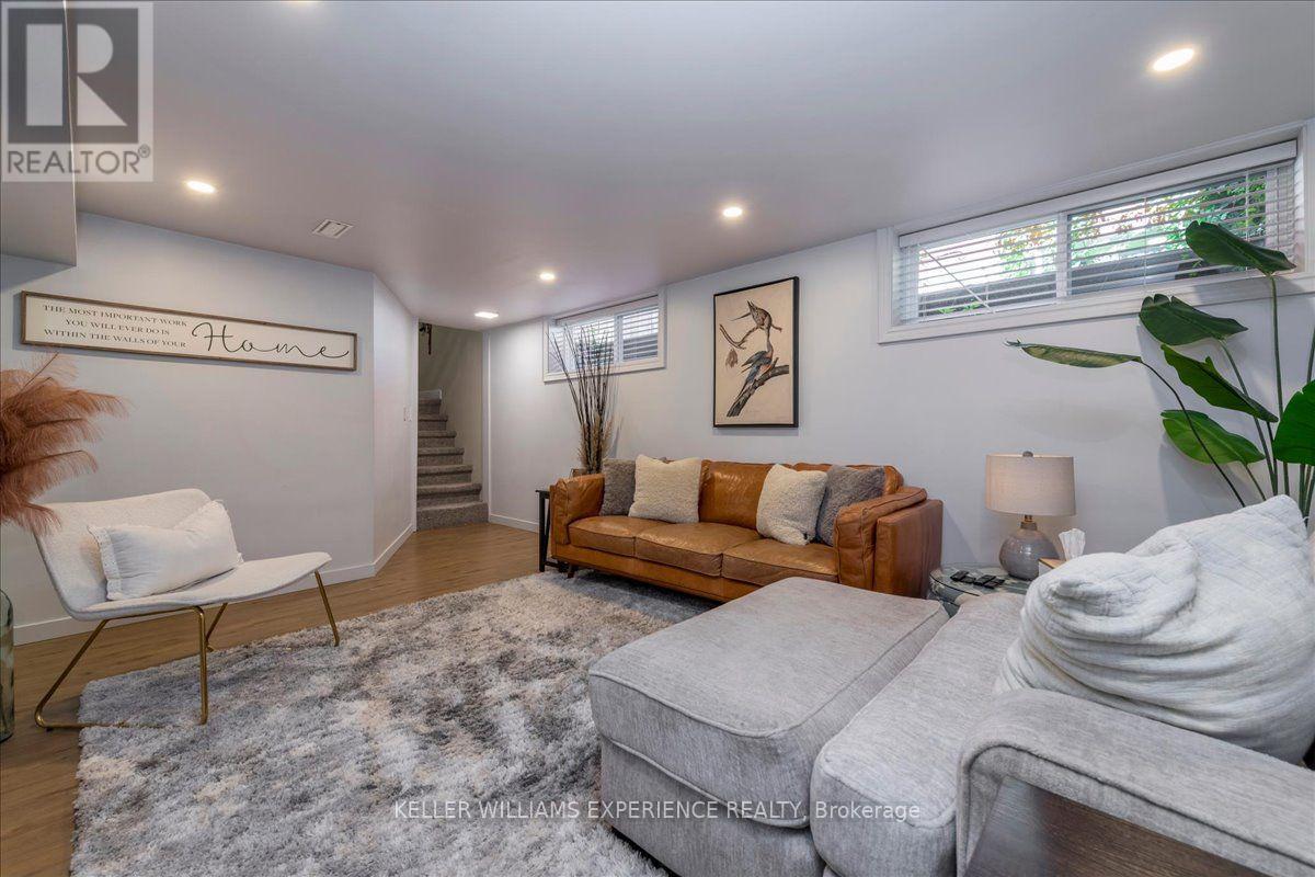 92 Johnson Street, Barrie, Ontario  L4M 4R3 - Photo 21 - S13694770