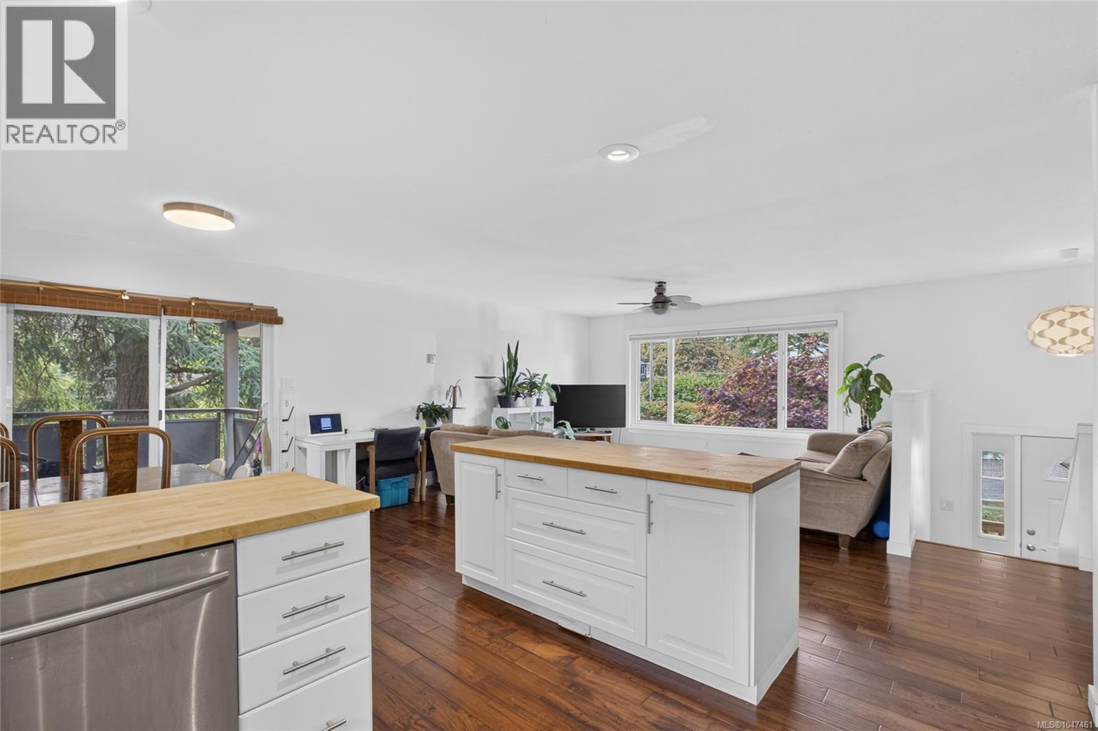 568 Salish St, Comox, British Columbia  V9M 3L3 - Photo 10 - 1047461