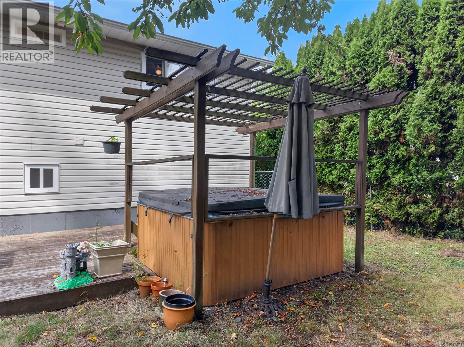 568 Salish St, Comox, British Columbia  V9M 3L3 - Photo 48 - 1047461