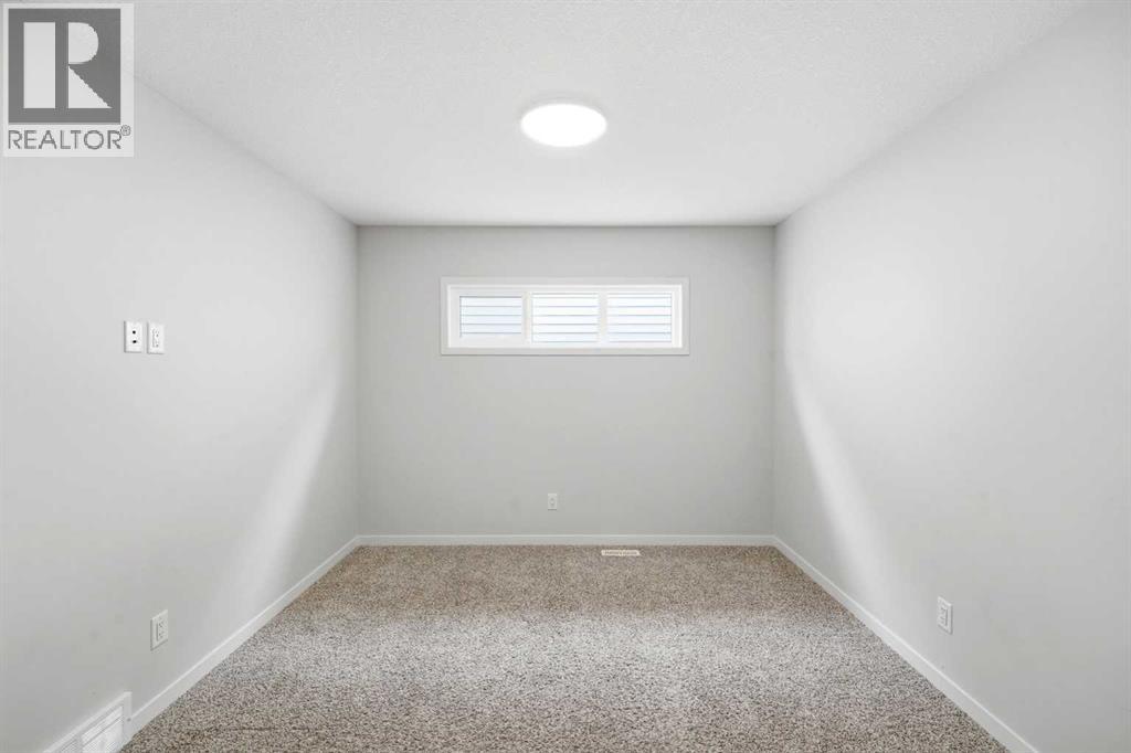 34 Aquila Way NW, Calgary, Alberta  T3R 1Z6 - Photo 16 - A2325921