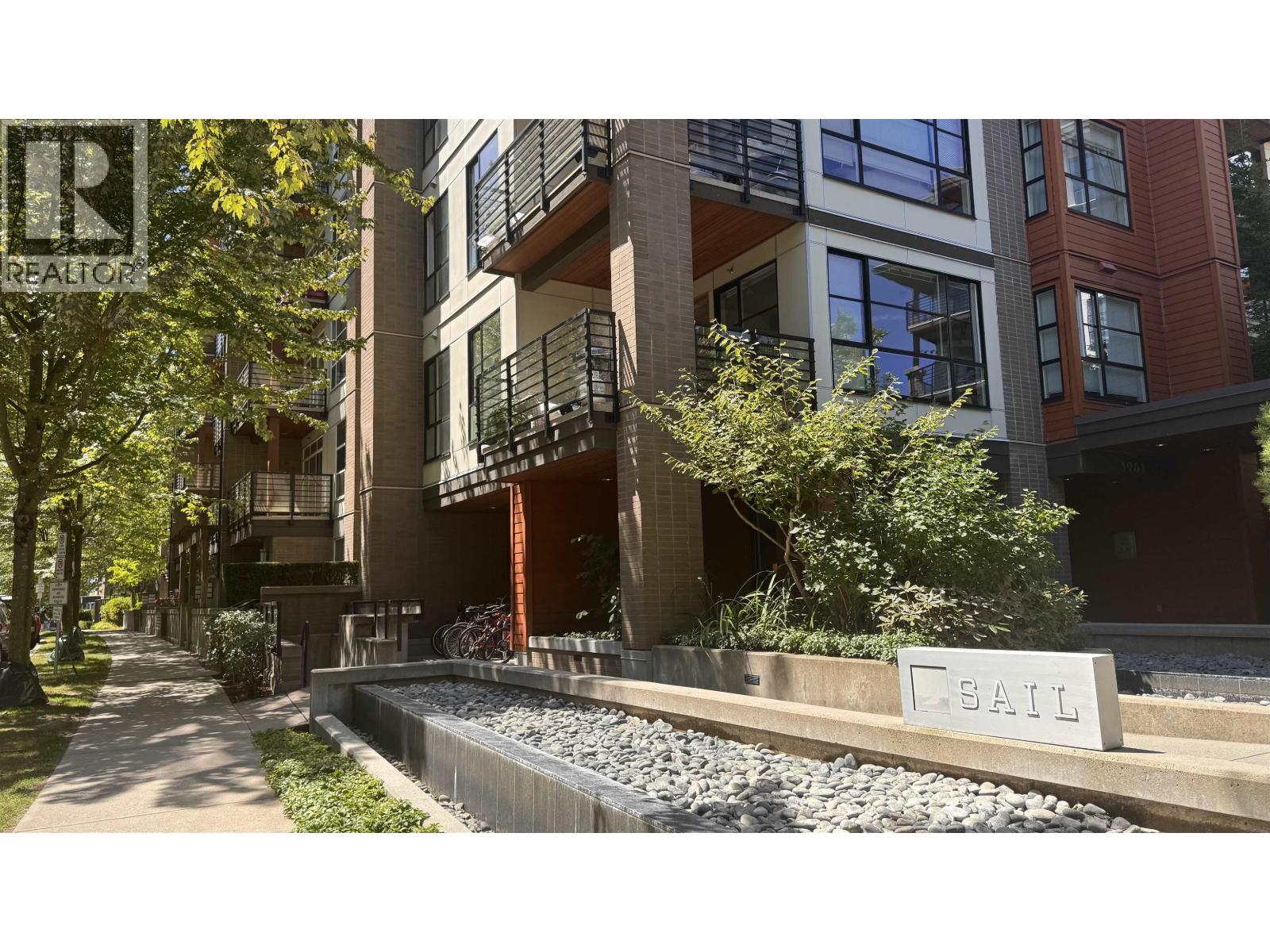 301 5983 Gray Avenue, Vancouver, British Columbia  V6S 0G8 - Photo 3 - R3116164