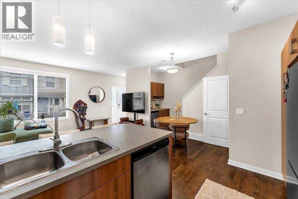 315, 10 Auburn Bay Avenue SE, Calgary, Alberta  T3M 0P7 - Photo 17 - A2335821