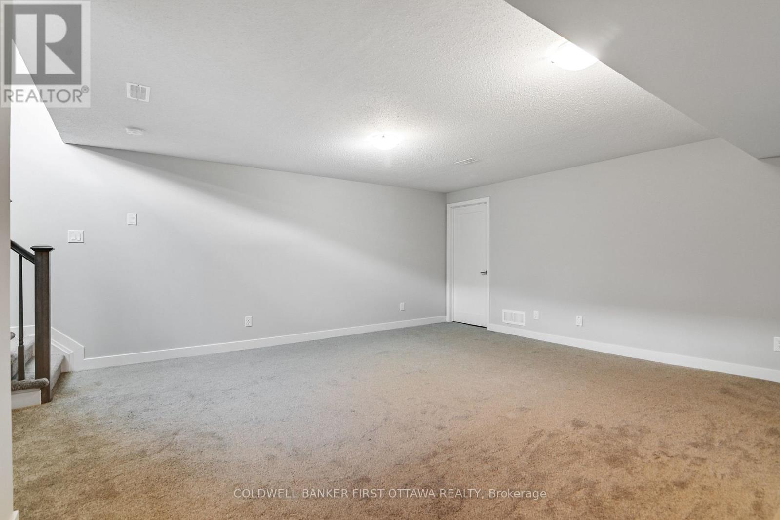 1042 Cobble Hill Drive, Ottawa, Ontario  K2J 0J7 - Photo 27 - X13698592
