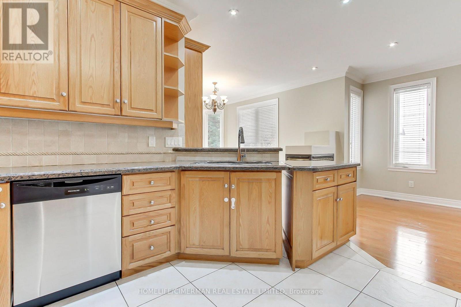 61 Pemberton Road, Richmond Hill, Ontario  L4C 3T5 - Photo 19 - N13698562