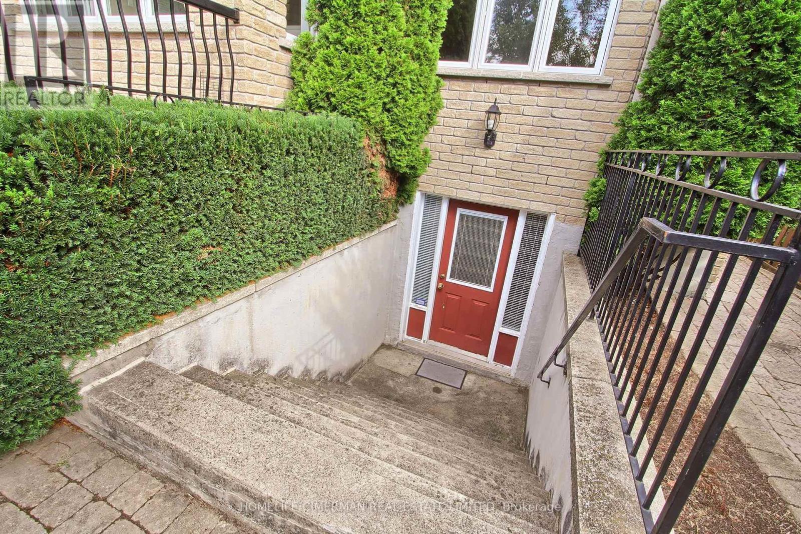 61 Pemberton Road, Richmond Hill, Ontario  L4C 3T5 - Photo 50 - N13698562