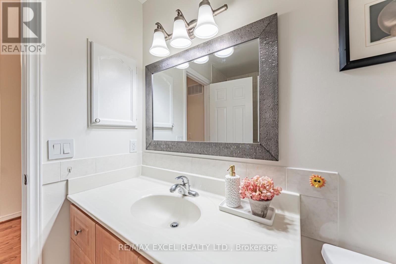 128 Cottonwood Court, Markham, Ontario  L3T 5X1 - Photo 37 - N13698570