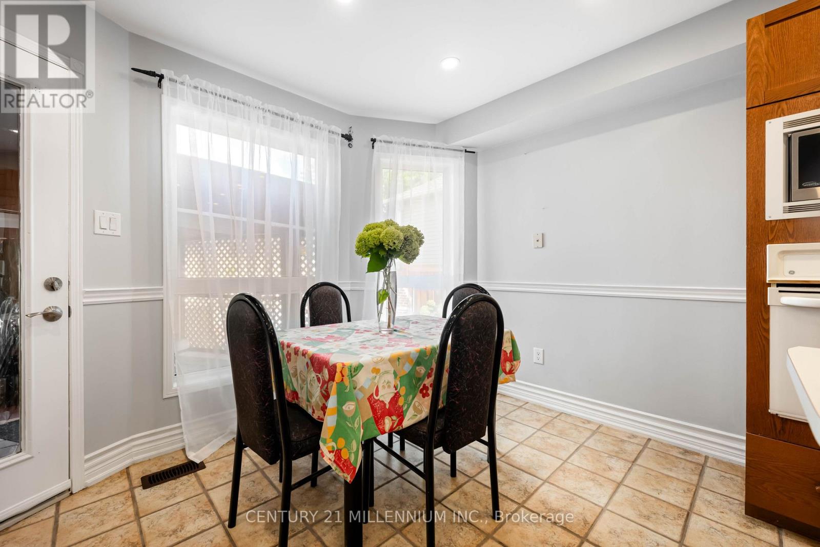 33 Fletchers Creek Boulevard, Brampton, Ontario  L6X 4S3 - Photo 13 - W13698584