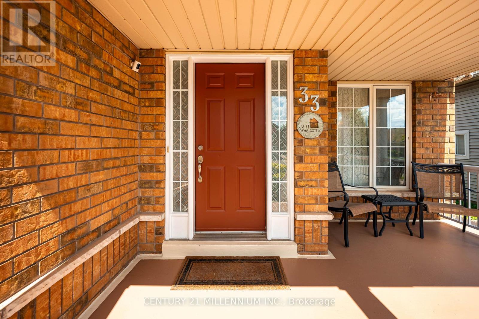 33 Fletchers Creek Boulevard, Brampton, Ontario  L6X 4S3 - Photo 2 - W13698584