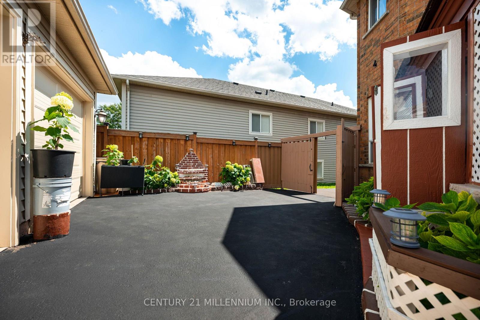 33 Fletchers Creek Boulevard, Brampton, Ontario  L6X 4S3 - Photo 39 - W13698584