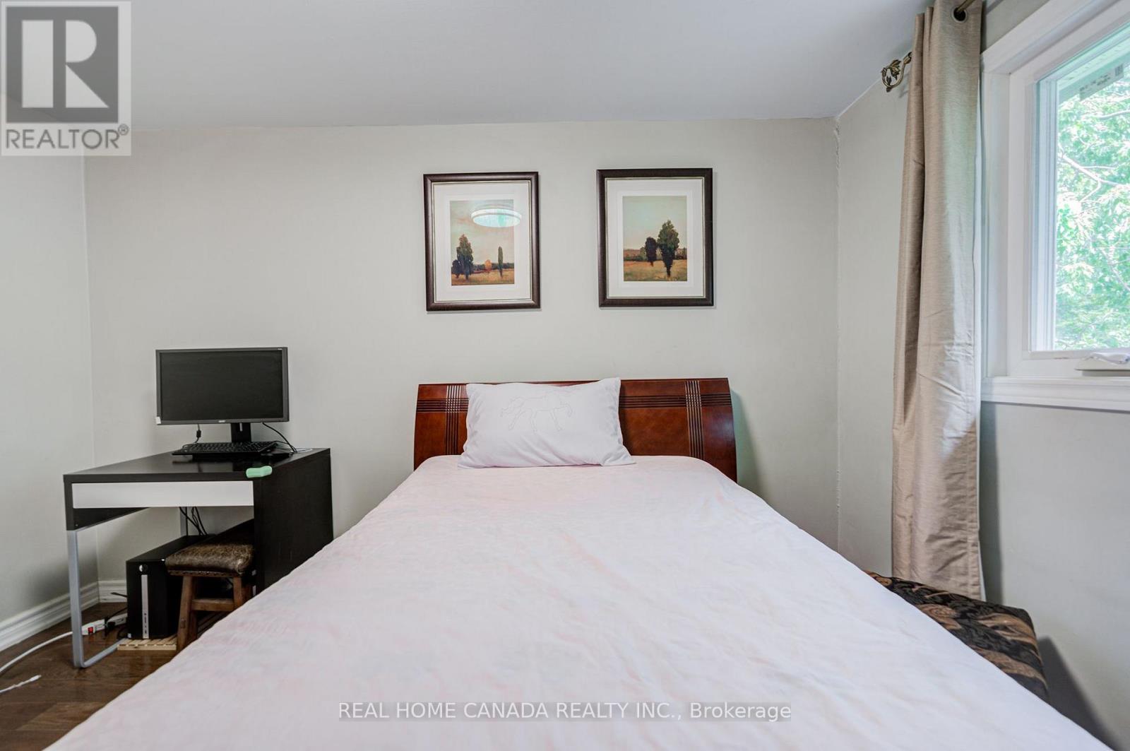 19 Hepworth Drive, Toronto, Ontario  M9R 3W1 - Photo 23 - W13698590