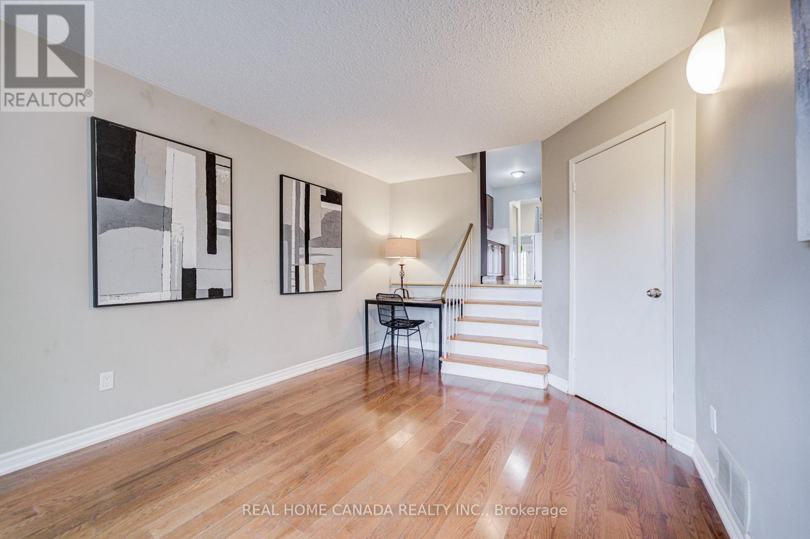 19 Hepworth Drive, Toronto, Ontario  M9R 3W1 - Photo 29 - W13698590