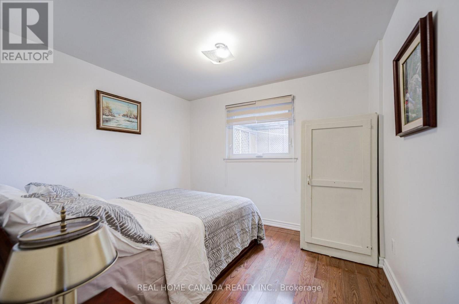 19 Hepworth Drive, Toronto, Ontario  M9R 3W1 - Photo 32 - W13698590