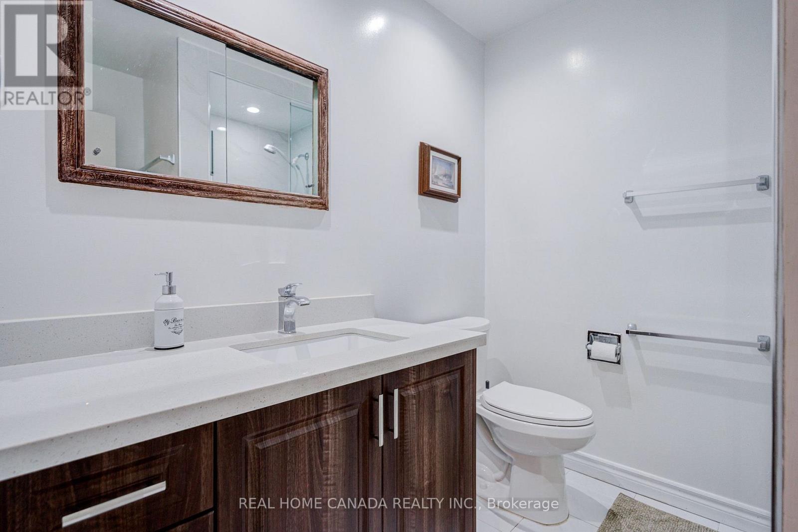 19 Hepworth Drive, Toronto, Ontario  M9R 3W1 - Photo 34 - W13698590