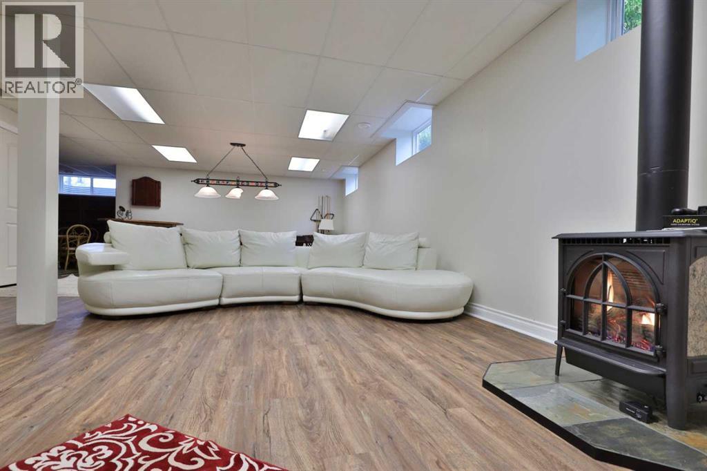 23 Park Ridge Drive, Camrose, Alberta  T4V 4X7 - Photo 42 - A2333255