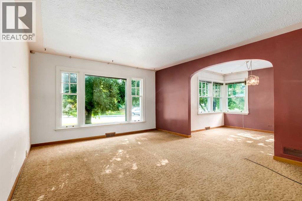 1409 8 Street NW, Calgary, Alberta  T2M 3K4 - Photo 8 - A2338823