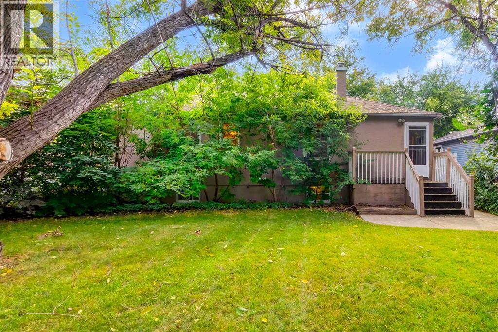 1409 8 Street NW, Calgary, Alberta  T2M 3K4 - Photo 3 - A2338823