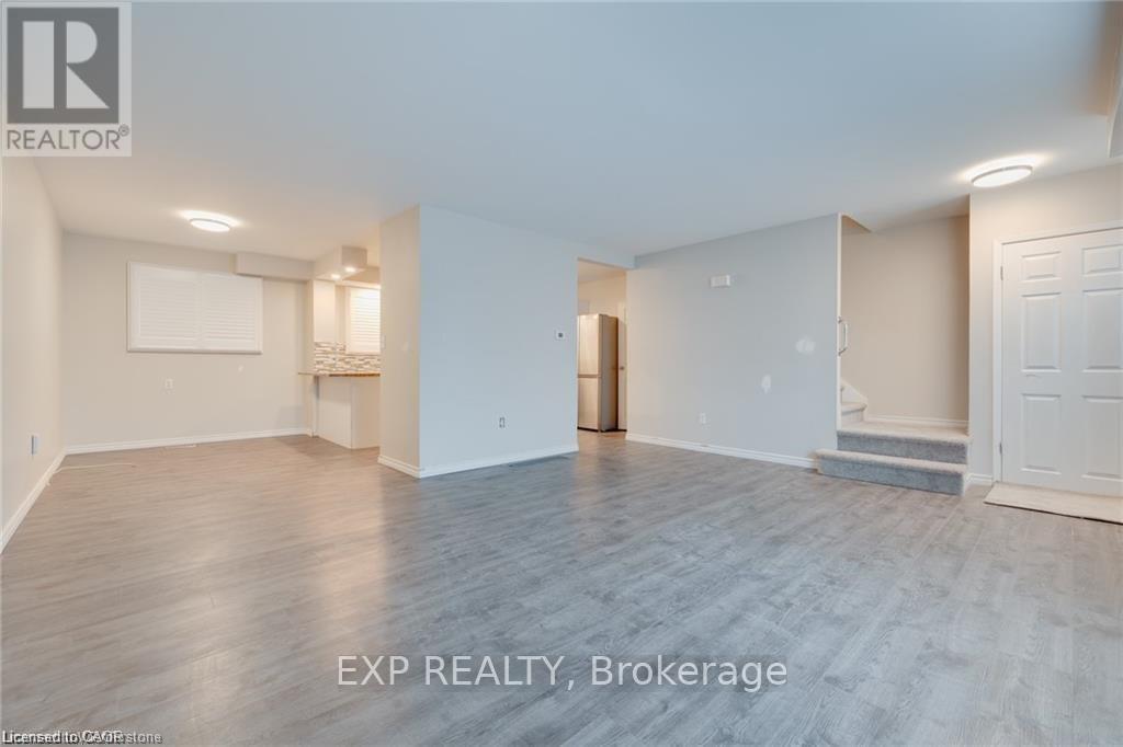 8 - 78 Bee Street, Woodstock, Ontario  N4S 3Z3 - Photo 4 - X13698566