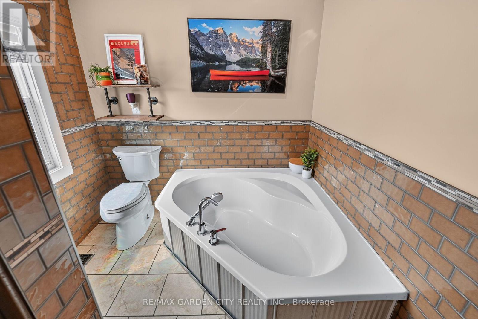 843 Lyons Creek Road, Welland, Ontario  L3B 5N4 - Photo 16 - X13698574