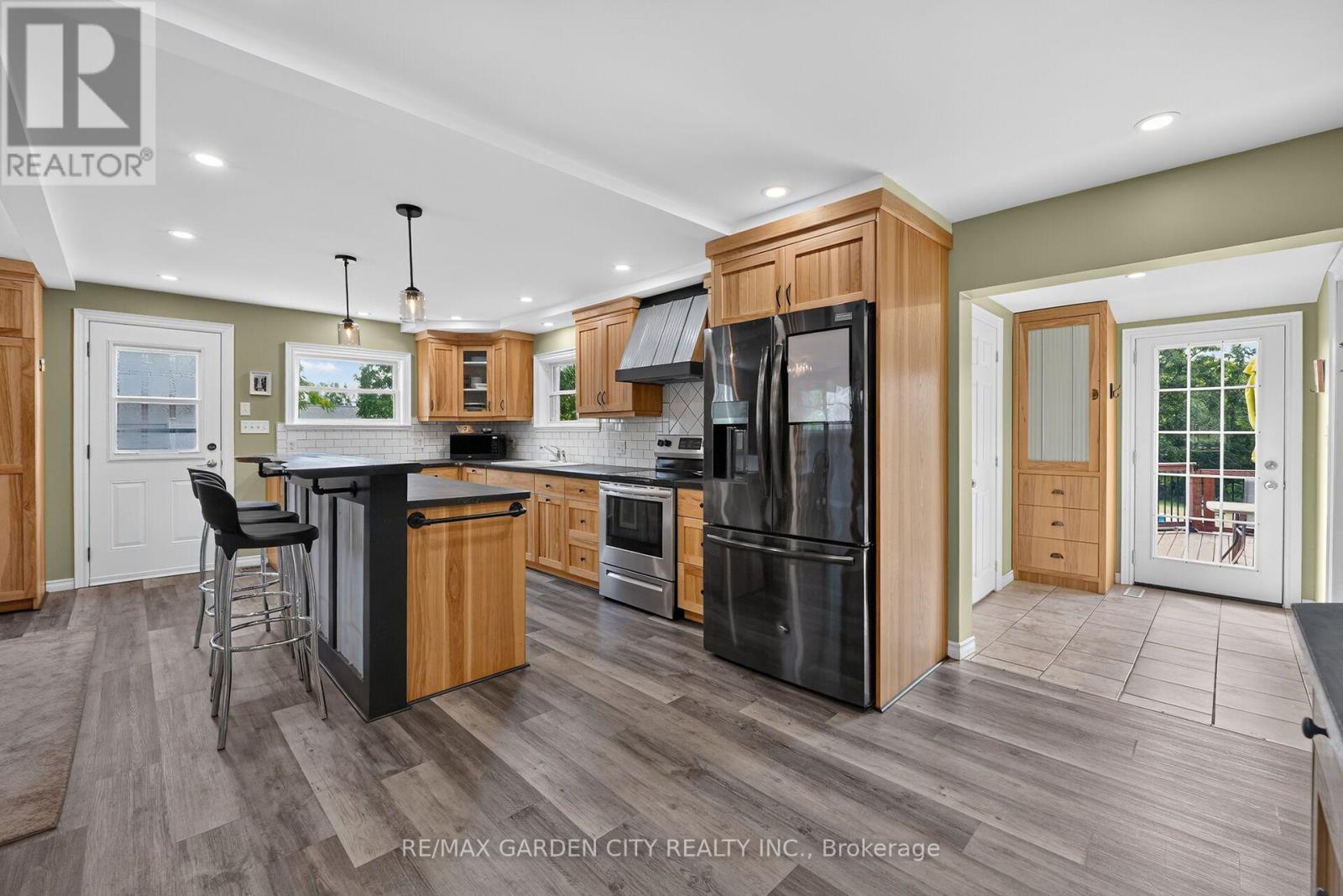 843 Lyons Creek Road, Welland, Ontario  L3B 5N4 - Photo 8 - X13698574