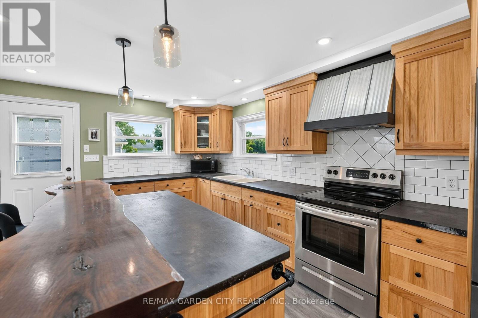 843 Lyons Creek Road, Welland, Ontario  L3B 5N4 - Photo 9 - X13698574