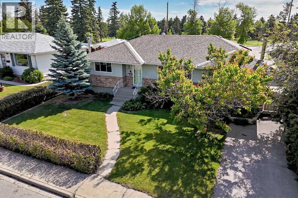 42 Cardiff Drive NW, Calgary, Alberta  T2K 1R5 - Photo 46 - A2322227