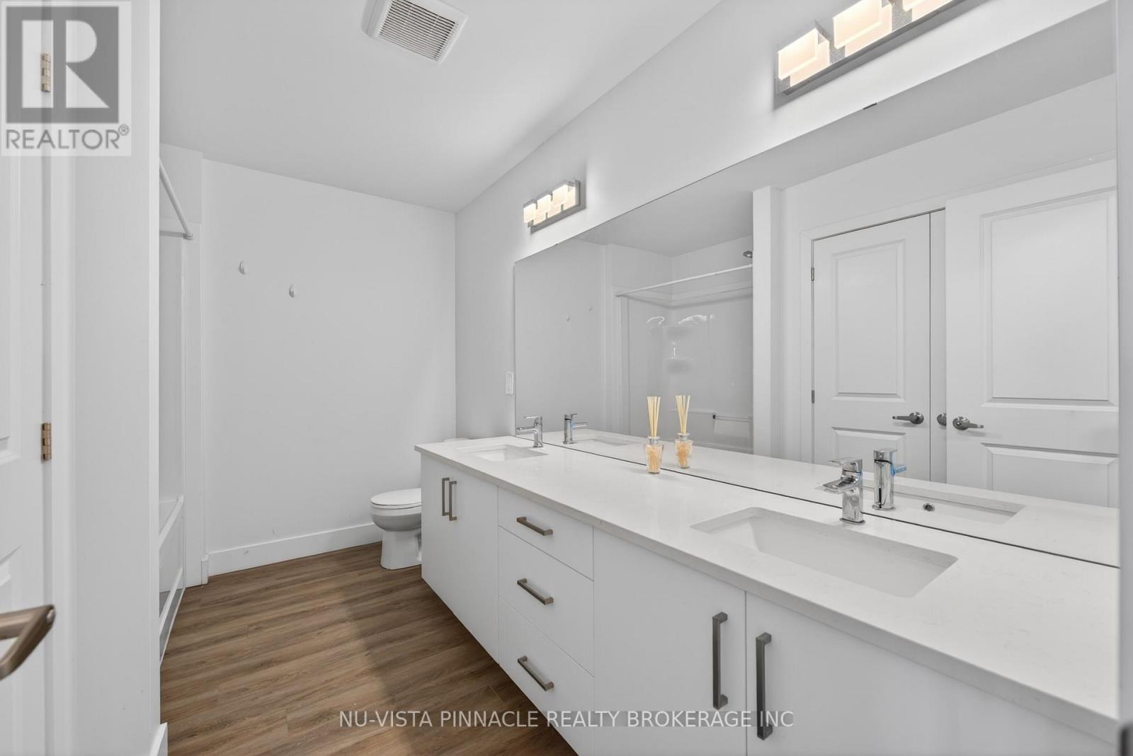 39 - 3635 Southbridge Avenue, London South, Ontario  N6L 0G8 - Photo 33 - X13698630