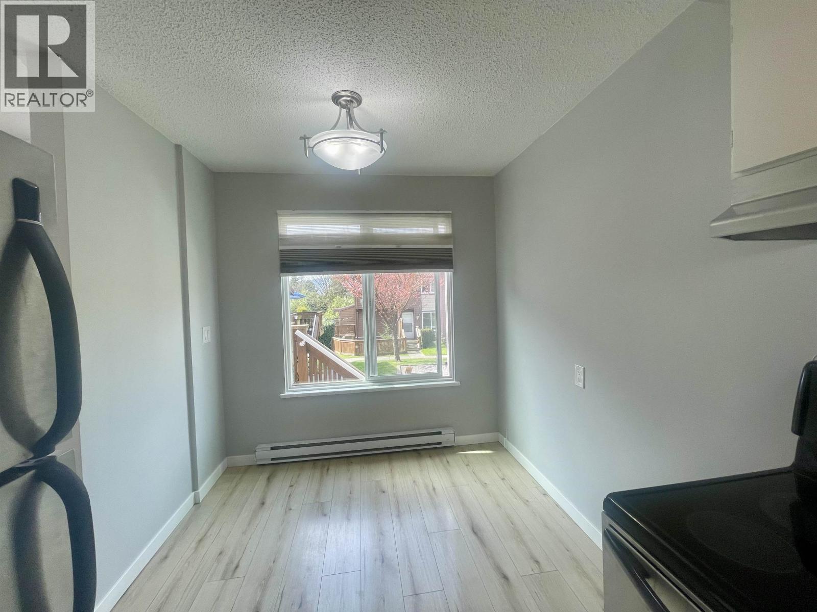 4 306 Highland Way, Port Moody, British Columbia  V3H 3V7 - Photo 6 - R3157601