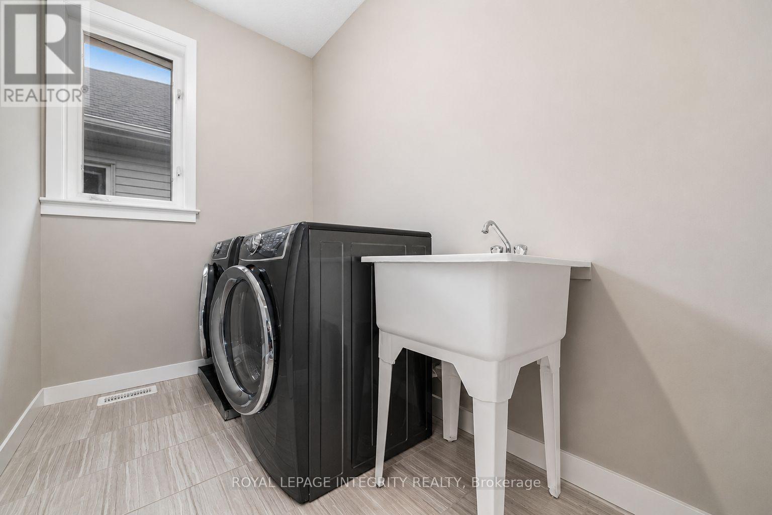 126 Groningen Street, Ottawa, Ontario  K2V 0C4 - Photo 24 - X13698608