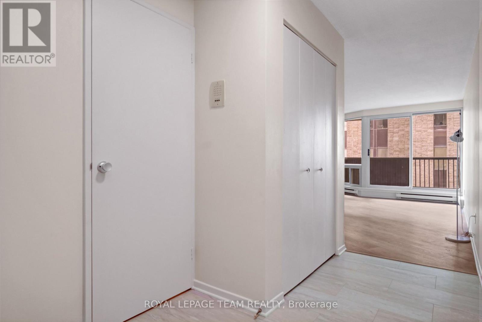 402 - 1380 Prince Of Wales Drive, Ottawa, Ontario  K2C 3N5 - Photo 6 - X13698628
