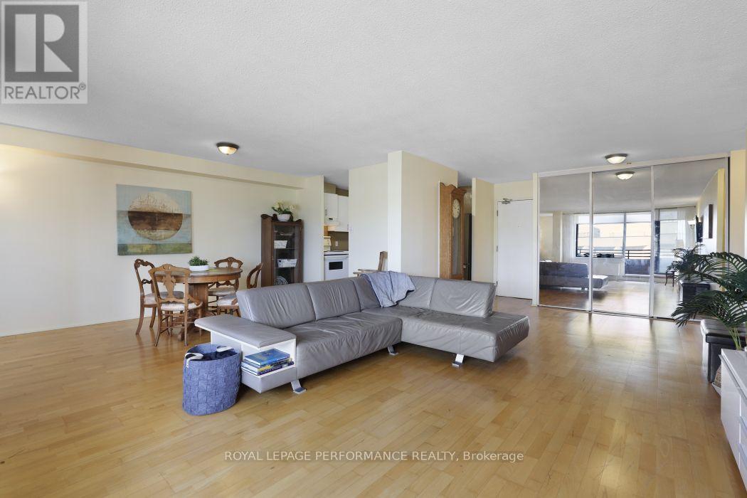 1801 - 71 Somerset Street W, Ottawa, Ontario  K2P 2G2 - Photo 12 - X13698644