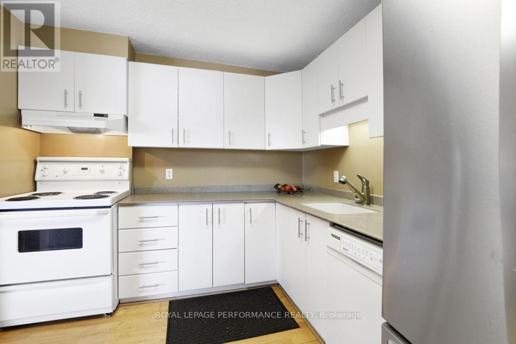 1801 - 71 Somerset Street W, Ottawa, Ontario  K2P 2G2 - Photo 25 - X13698644