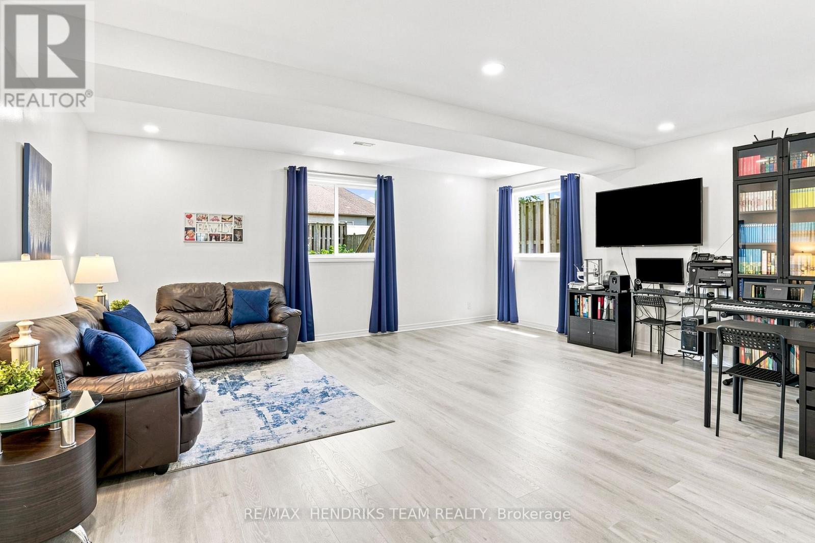 7032 Kelly Drive, Niagara Falls, Ontario  L2H 3J9 - Photo 20 - X13698606