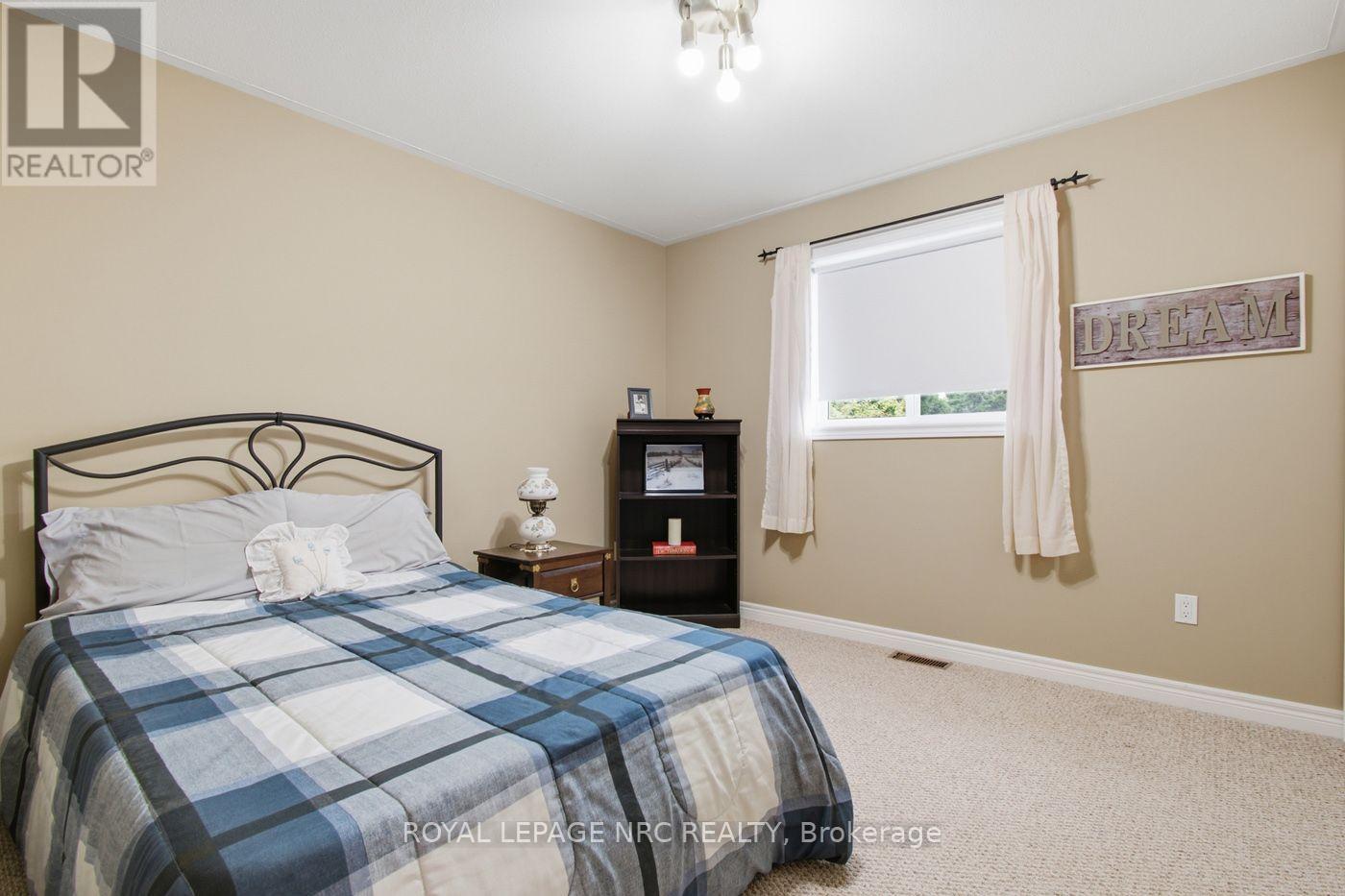 73 Rolling Meadows Boulevard, Pelham, Ontario  L3E 0N2 - Photo 11 - X13698618